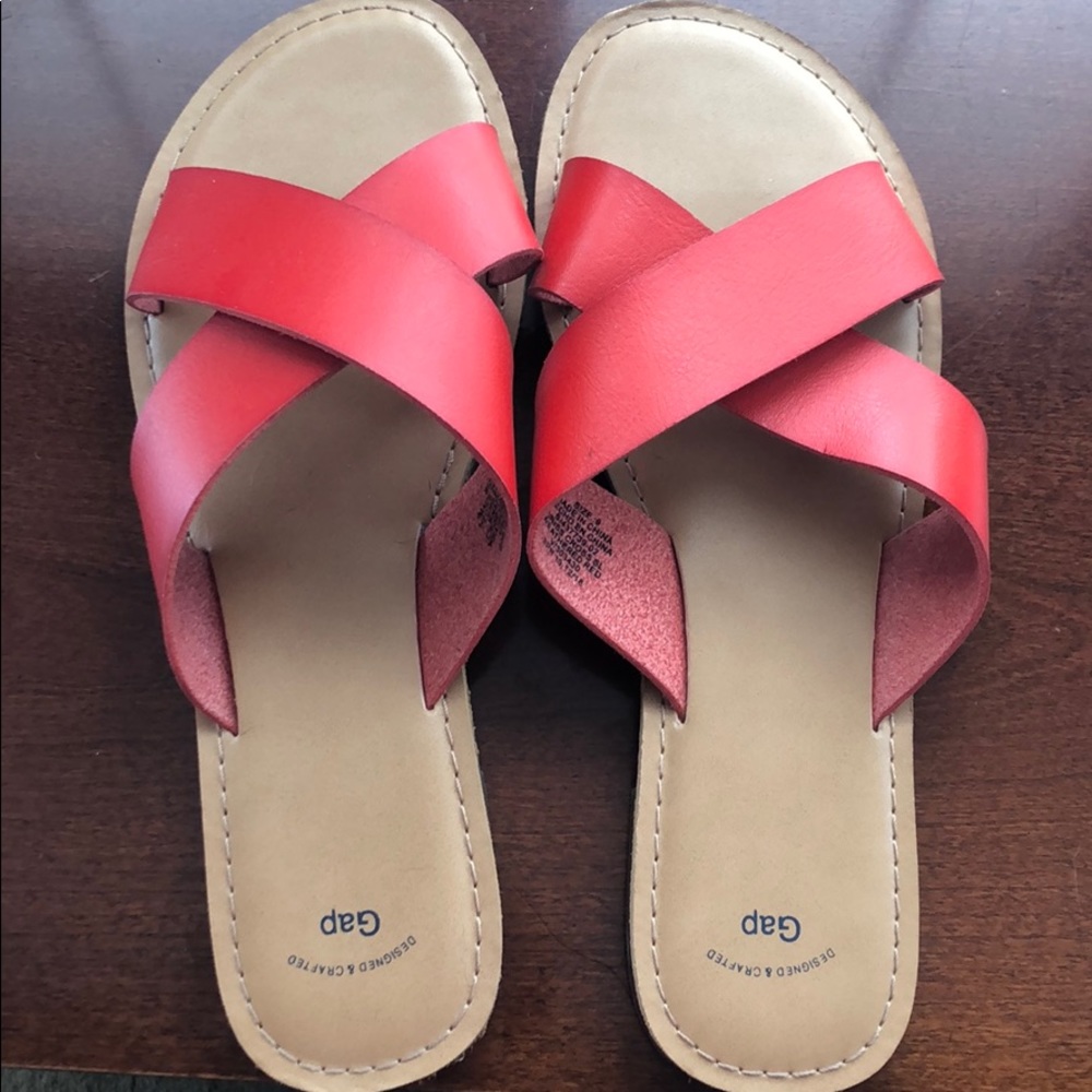 Gap sandals-size 9
